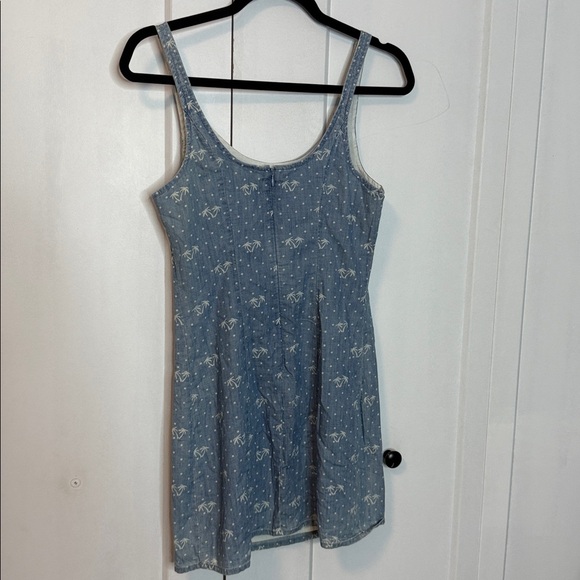 Hollister Light Blue Denim Style Scoop neck fitted Dress - palm tree pattern - 3 - Picture 4 of 4